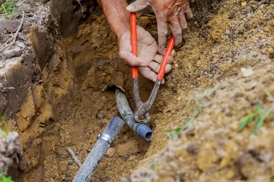 How Soil Type Affects Sprinkler System Installation Choices Katy, TX